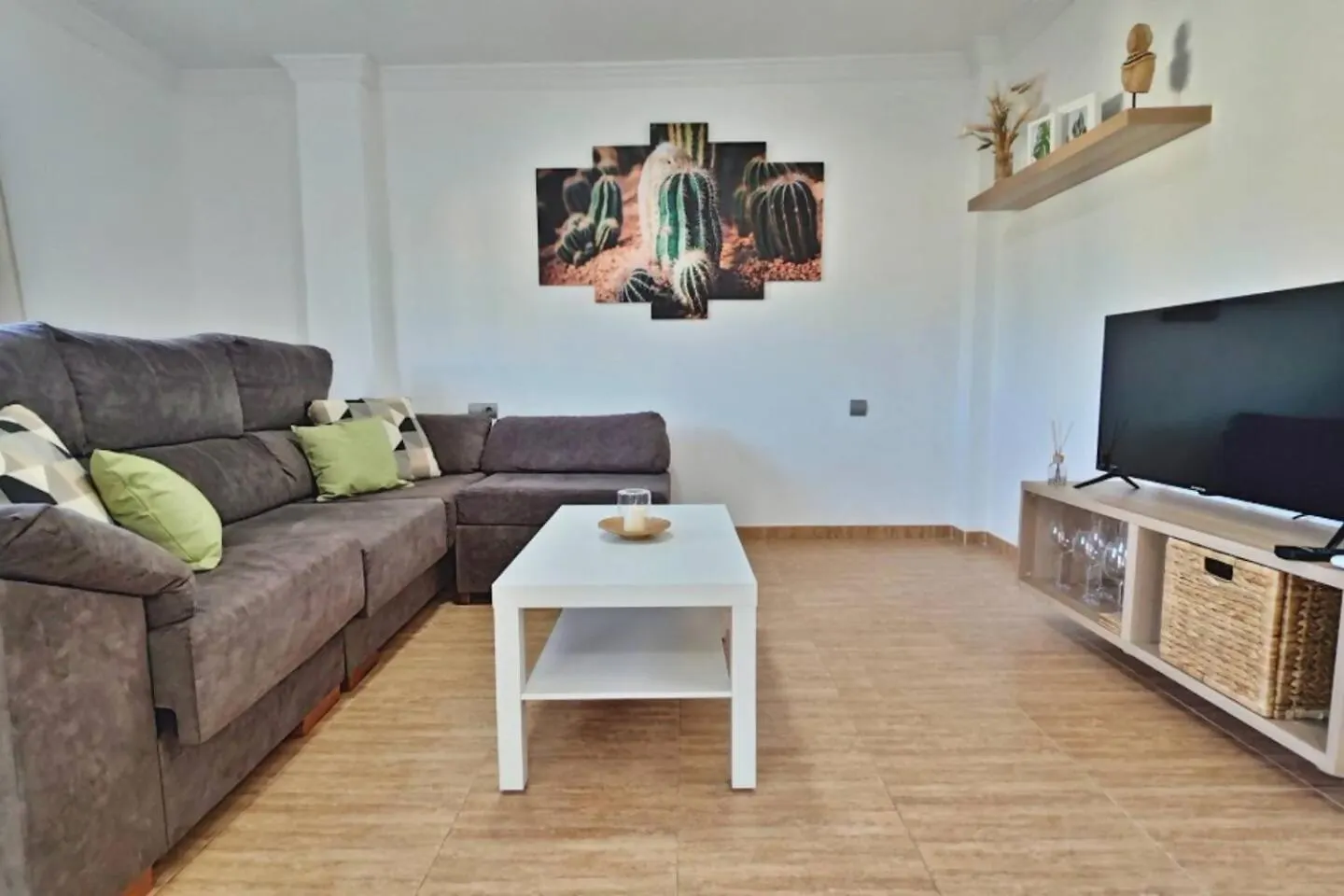 Apartamento Paseo Larios Torre Del Mar 0*,  Spain